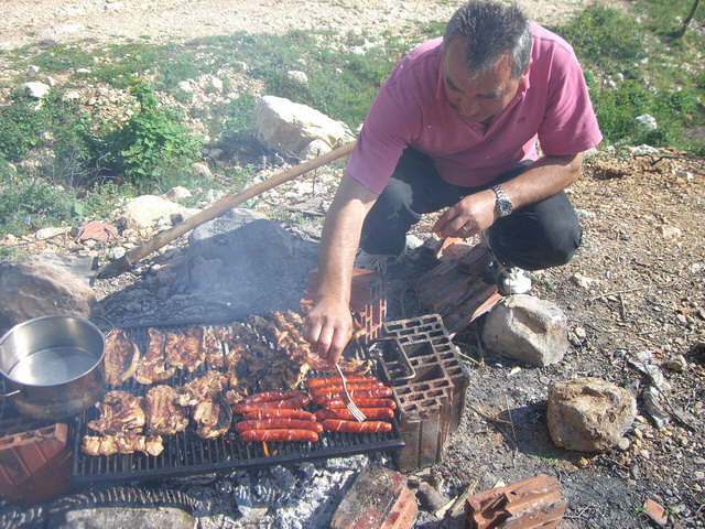 Boško peèe